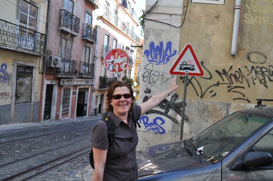 <i><b>410-Lisboa-Bairro Alto</b></i>